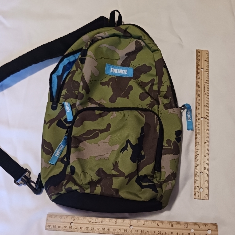 Fortnite Backpack - Picture 3 of 5